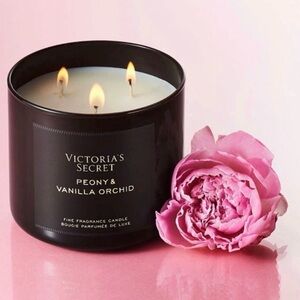 Victoria's Secret Peony & Vanilla Orchid Candle - Pink and Black ~ RARE